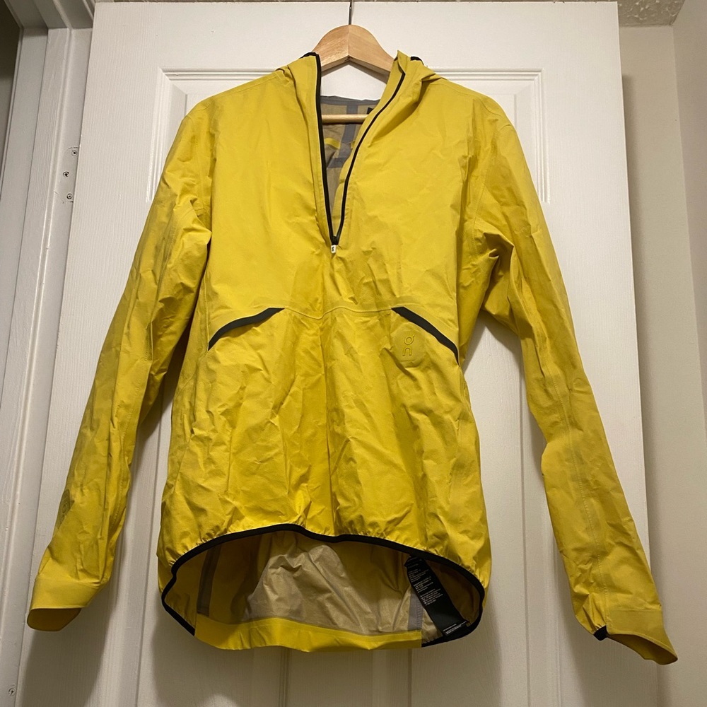 ON Waterproof Anorak Swiss Engineering
